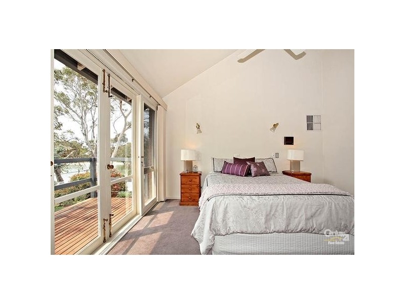 12 Nanda Court, Patterson Lakes VIC 3197