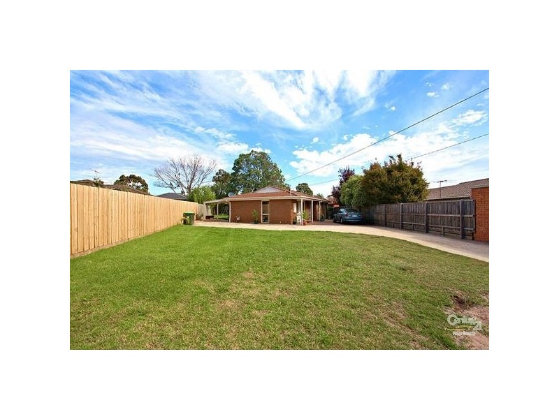 18 Gamble Road, Carrum Downs VIC 3201