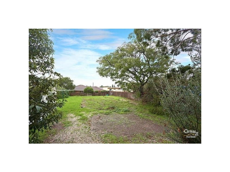 556 Station St, Carrum VIC 3197