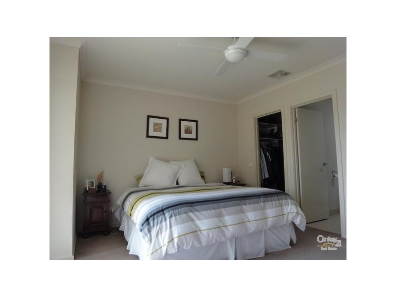 6/75 Clifton Park Drive, Carrum Downs VIC 3201