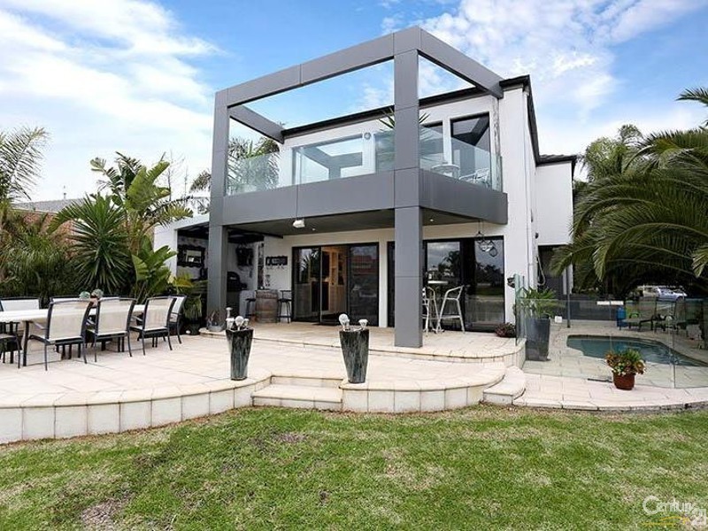 1 Rhode Island, Patterson Lakes VIC 3197