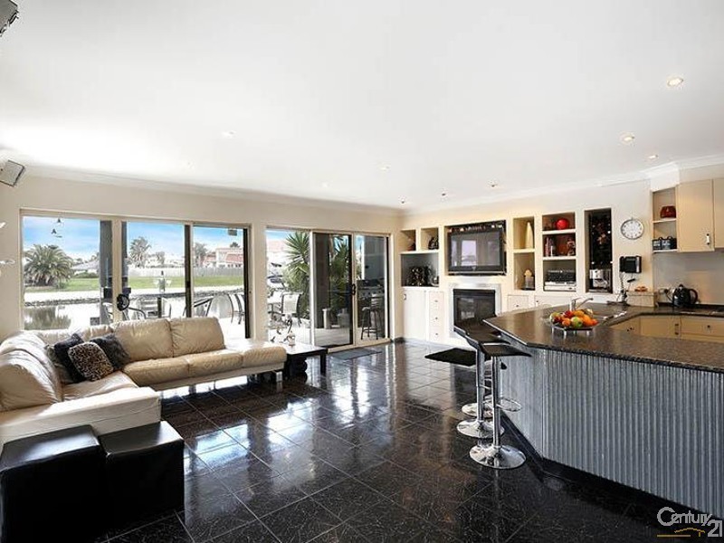 1 Rhode Island, Patterson Lakes VIC 3197