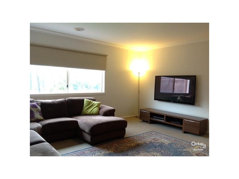 3 Island Cir, Lyndhurst VIC 3975