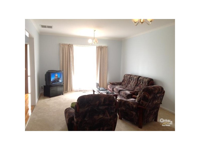 7 Lucy Pl, Carrum Downs VIC 3201