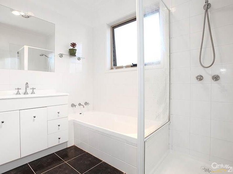 20 Clovelly Parade, Seaford VIC 3198