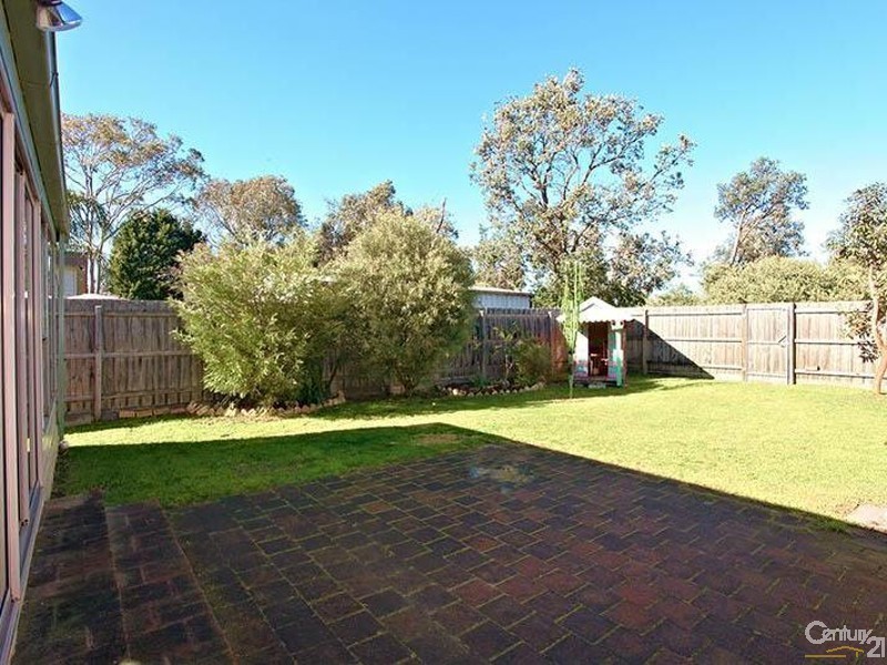 20 Clovelly Parade, Seaford VIC 3198