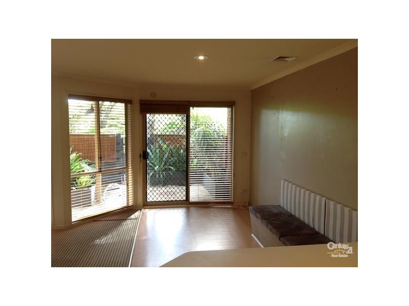 4/30-36 Glavesville Blv, Patterson Lakes VIC 3197