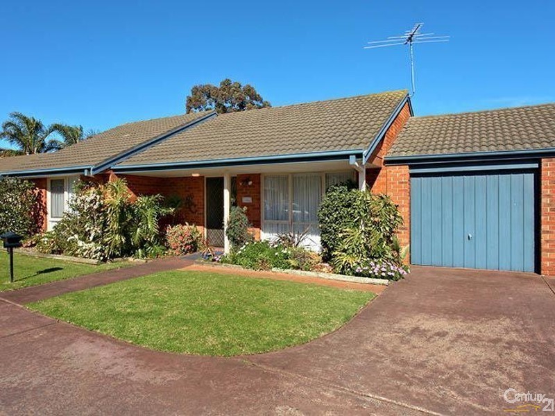 4 Parkside Blvd, Carrum VIC 3197