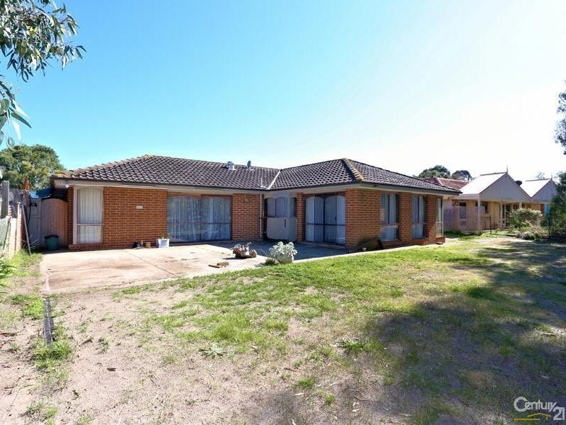 9 Gladesville Blvd, Patterson Lakes VIC 3197
