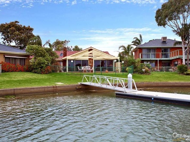 1 Swallow Court, Patterson Lakes VIC 3197