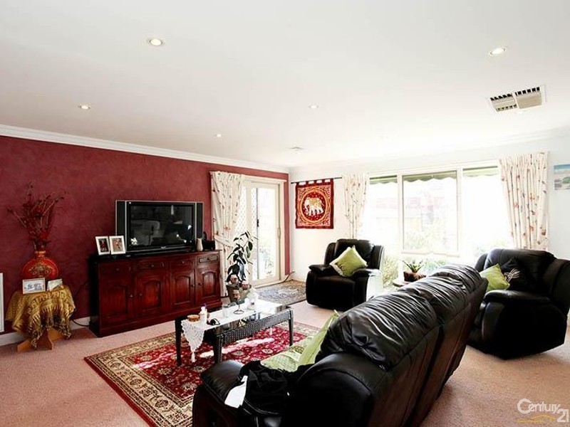106 Palm Beach Dve, Patterson Lakes VIC 3197