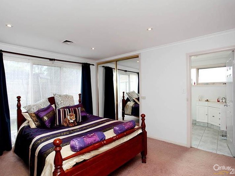 106 Palm Beach Dve, Patterson Lakes VIC 3197