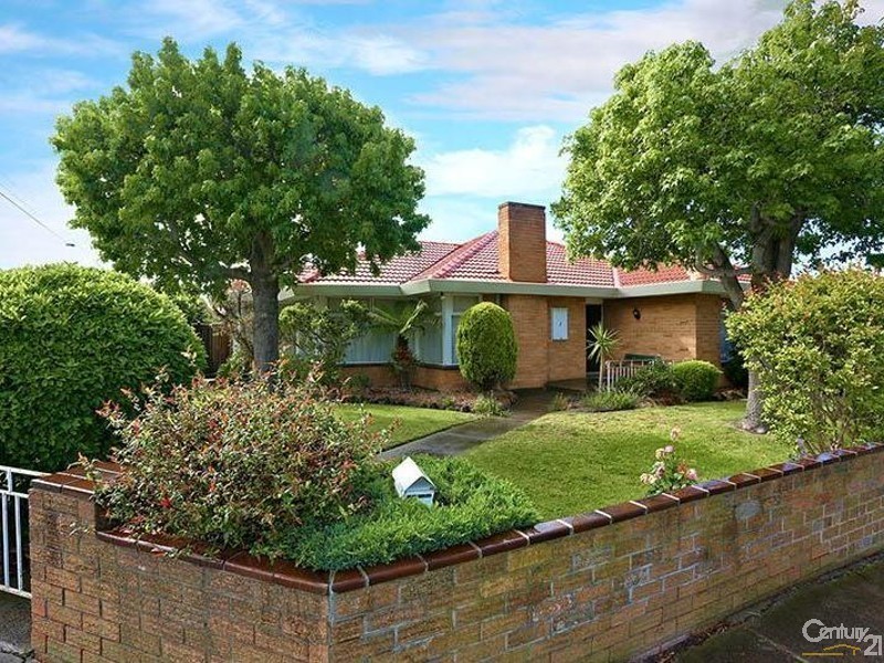 1 McSwain St, Parkdale VIC 3195