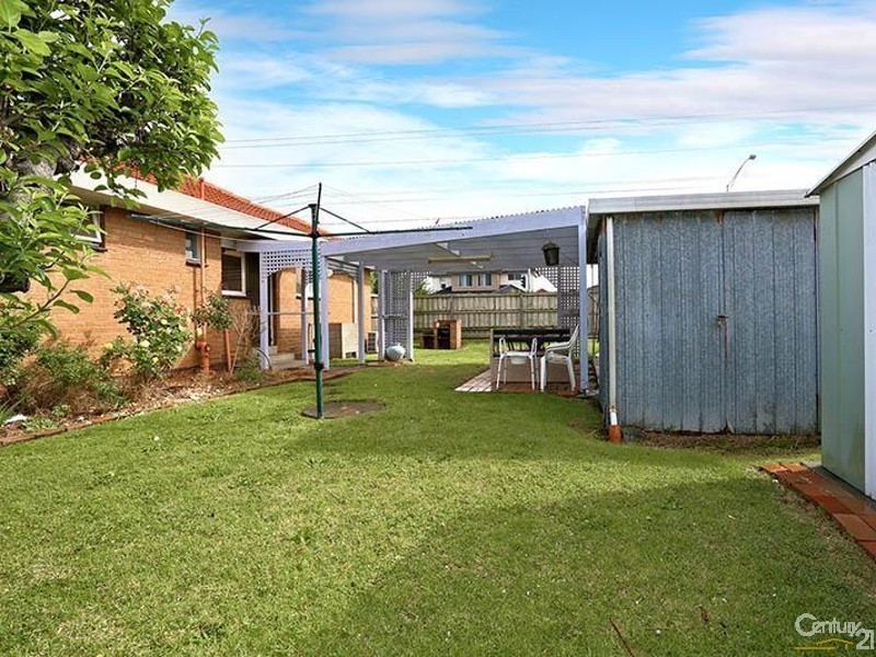 1 McSwain St, Parkdale VIC 3195