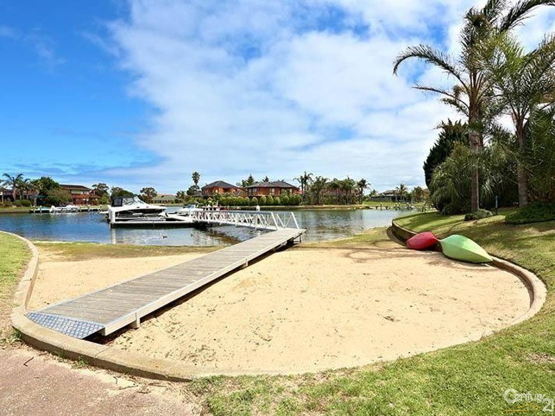 216 Gladesville Blvd, Patterson Lakes VIC 3197