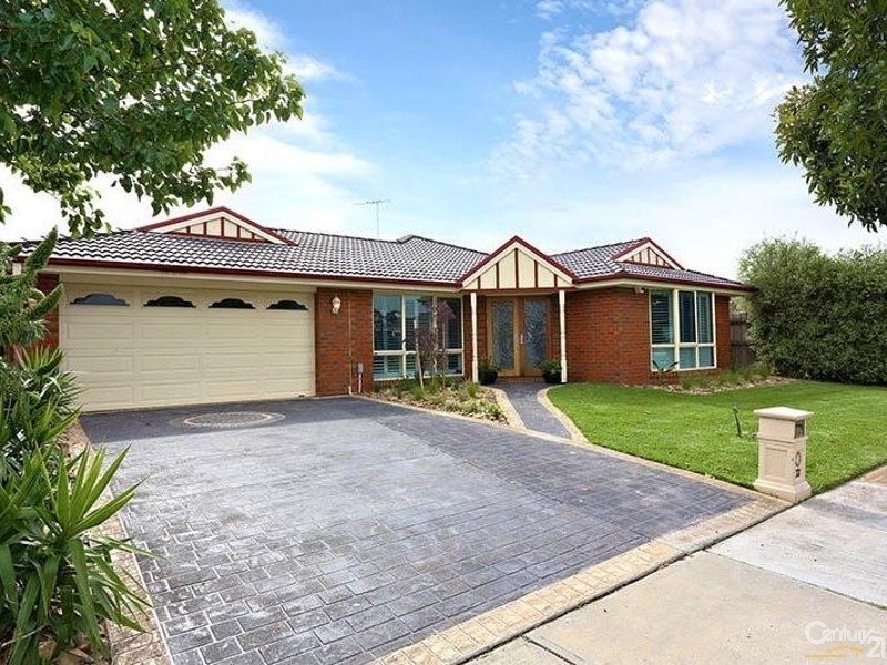 73 Harbour Dve, Patterson Lakes VIC 3197