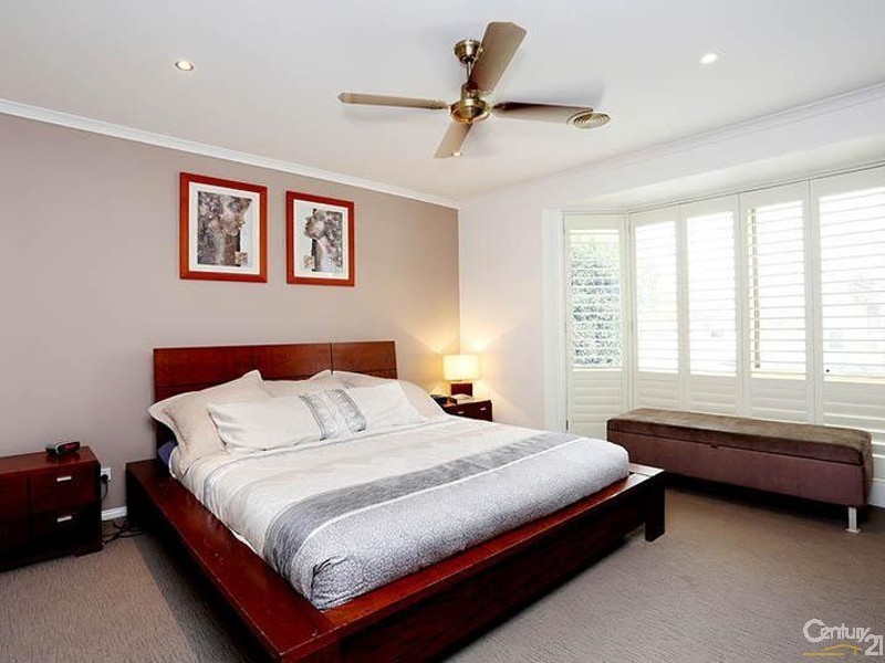 73 Harbour Dve, Patterson Lakes VIC 3197