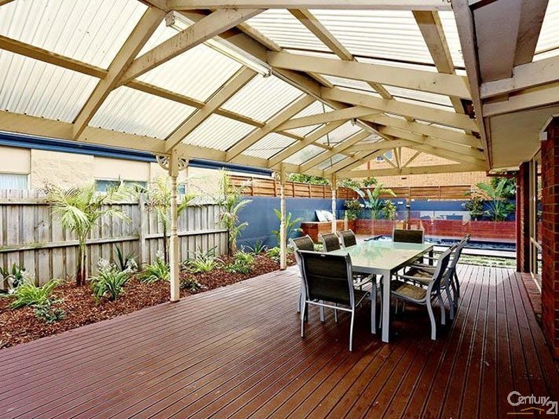 73 Harbour Dve, Patterson Lakes VIC 3197