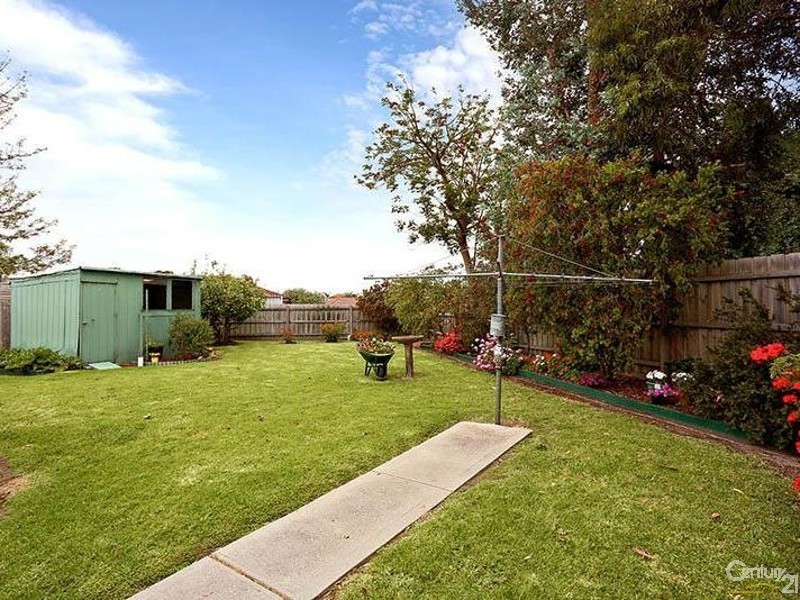 6 Adelong Court, Patterson Lakes VIC 3197