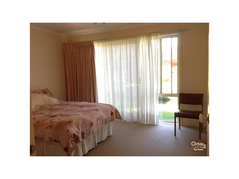 204 McLeod Rd, Patterson Lakes VIC 3197