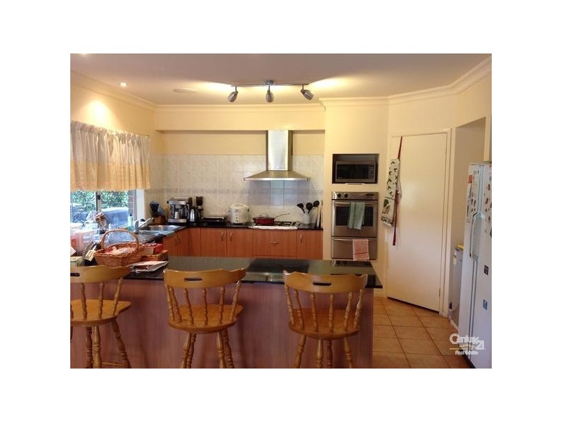 27 The Parkway, Patterson Lakes VIC 3197