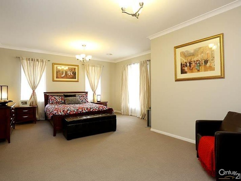 152 Sandhurst Boulevard, Sandhurst VIC 3977