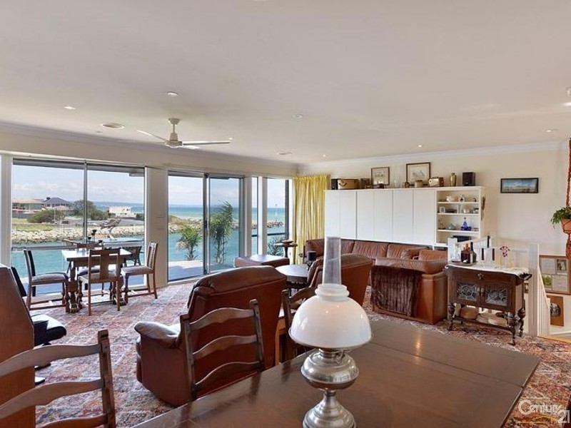 6 / 606 Nepean Highway, Bonbeach VIC 3196