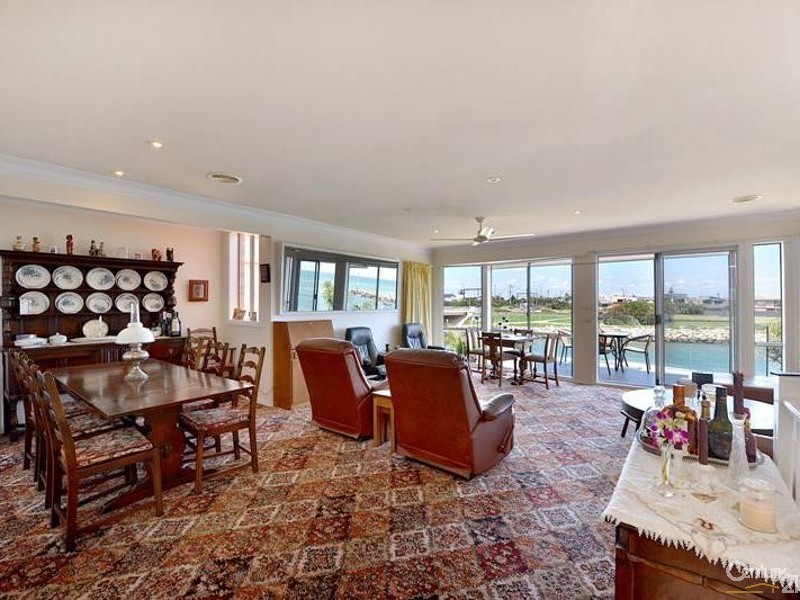 6 / 606 Nepean Highway, Bonbeach VIC 3196
