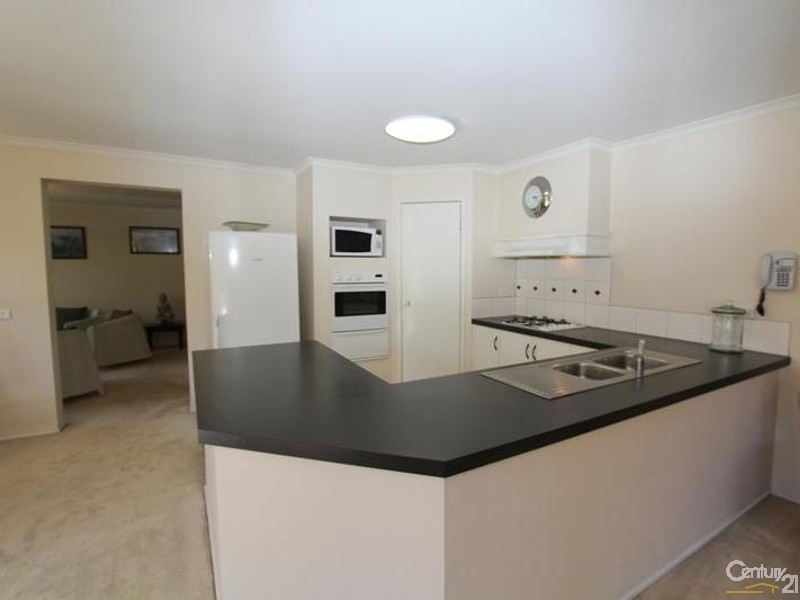 4 Sun Rise, Patterson Lakes VIC 3197