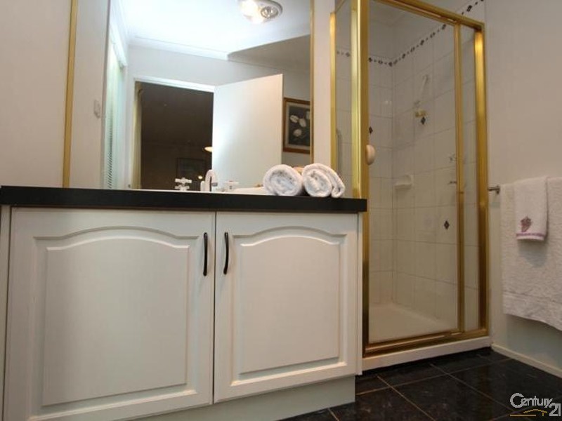 4 Sun Rise, Patterson Lakes VIC 3197