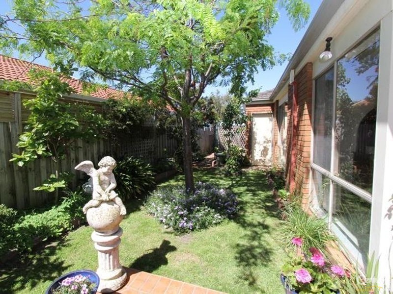 4 Sun Rise, Patterson Lakes VIC 3197