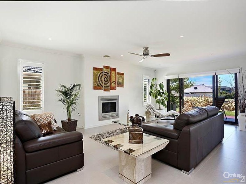 2 Mashie Terrace, Sandhurst VIC 3977