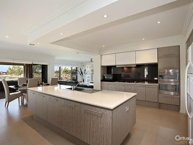 2 Mashie Terrace, Sandhurst VIC 3977