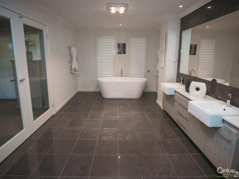 2 Mashie Terrace, Sandhurst VIC 3977