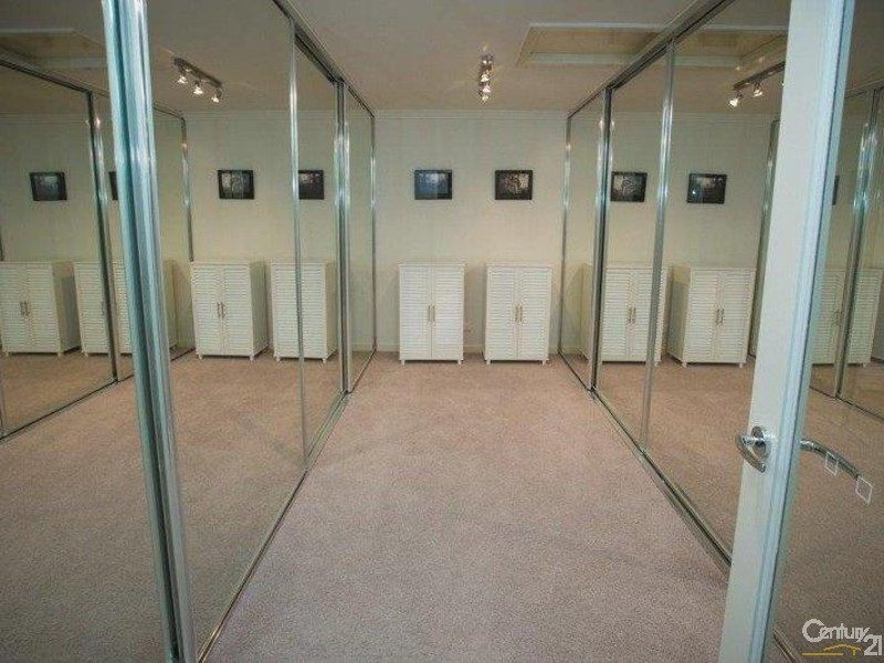 2 Mashie Terrace, Sandhurst VIC 3977