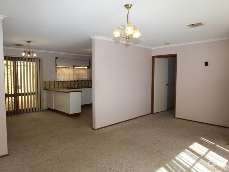 41 Emma Street, Carrum VIC 3197