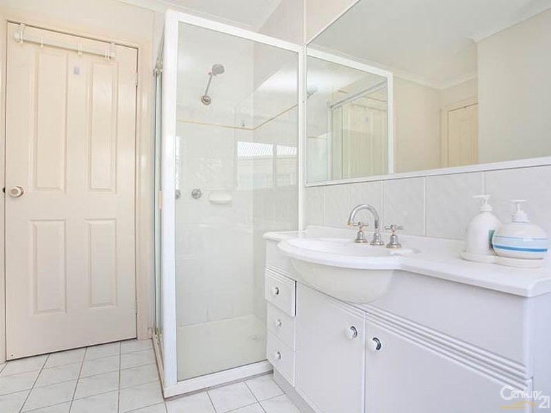 8/3 Inner Harbour Drive, Patterson Lakes VIC 3197