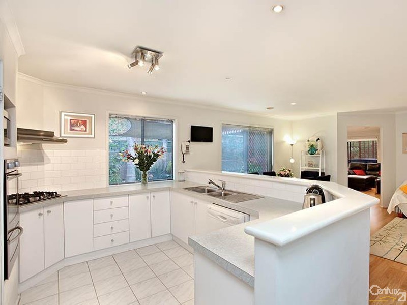 1 Solway Close, Patterson Lakes VIC 3197