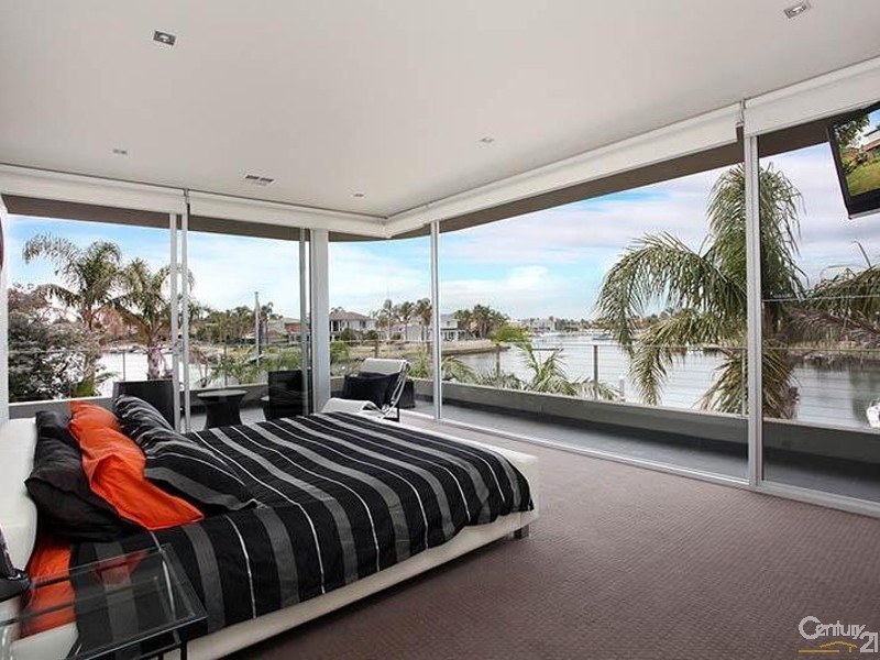 3 Pitcairn Place, Patterson Lakes VIC 3197