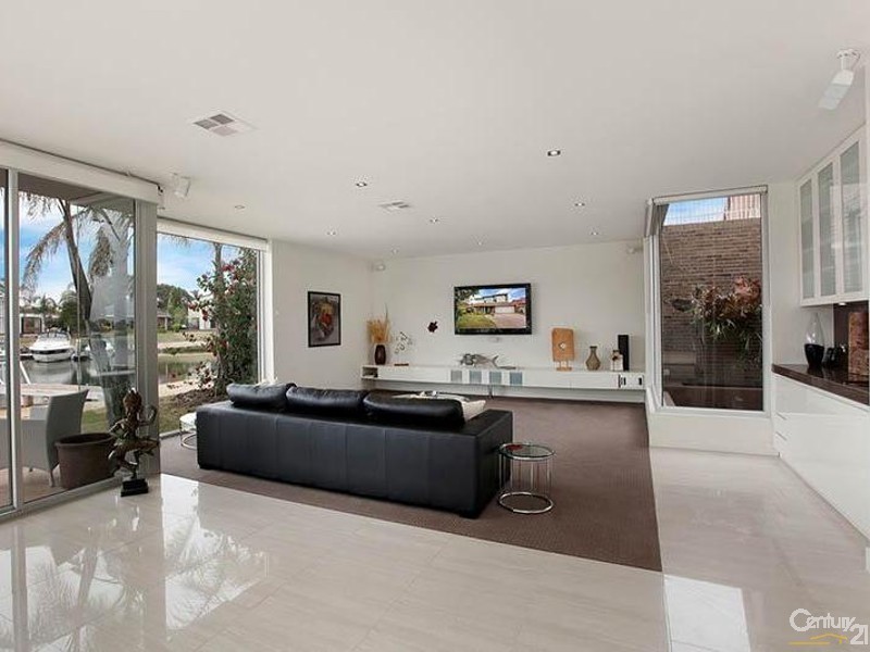 3 Pitcairn Place, Patterson Lakes VIC 3197