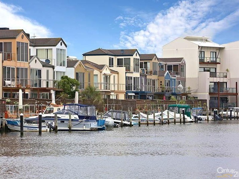 14 Scarborough Drive, Patterson Lakes VIC 3197