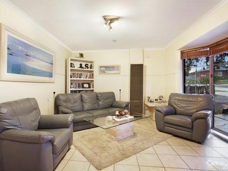 7 Loretta Street, Carrum Downs VIC 3201