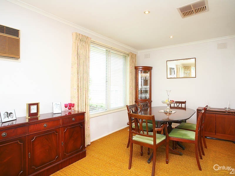 33 Second Avenue, Chelsea Heights VIC 3196