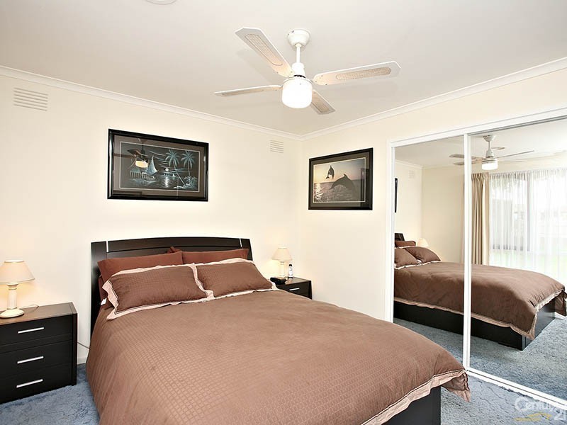 129 Gladesville Blvd, Patterson Lakes VIC 3197