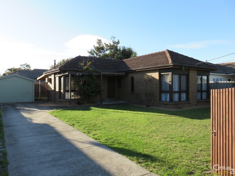 33 Mernda Avenue, Bonbeach VIC 3196