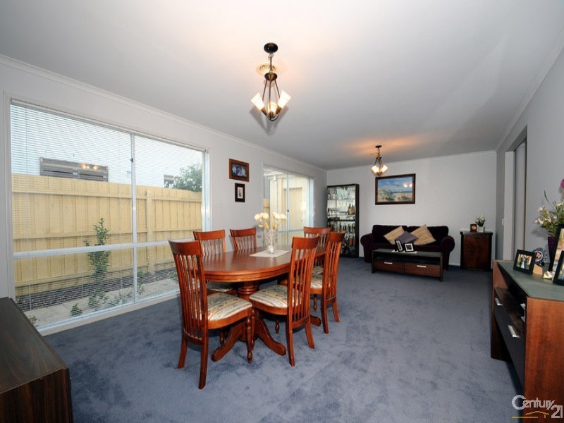 4 Stephanie Court, Patterson Lakes VIC 3197