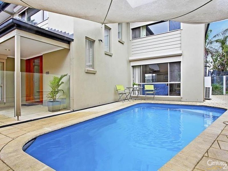 18 Long Island Point, Patterson Lakes VIC 3197