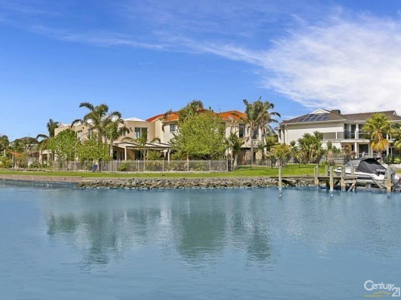 2 Rhode Island, Patterson Lakes VIC 3197