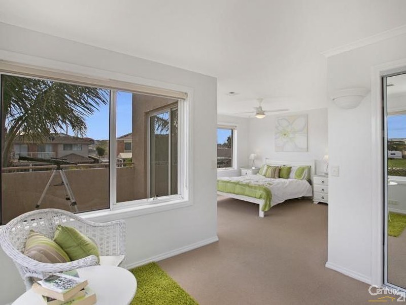 2 Rhode Island, Patterson Lakes VIC 3197