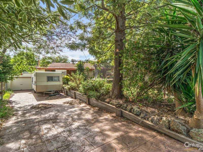 2 Effron Court, Frankston VIC 3199